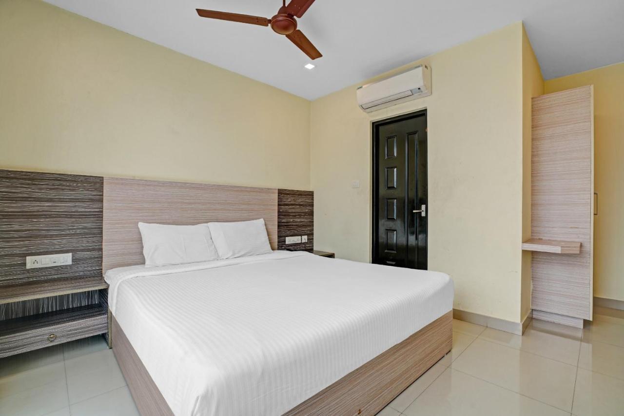 Capital O 87015 Hotel Al Salama Коччи Экстерьер фото